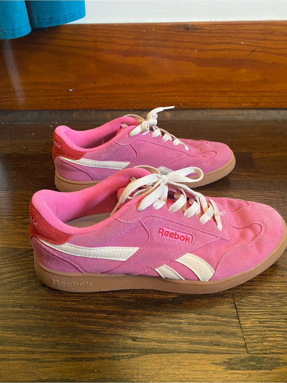 Pink Reebok sneakers - Picture 1 of 6